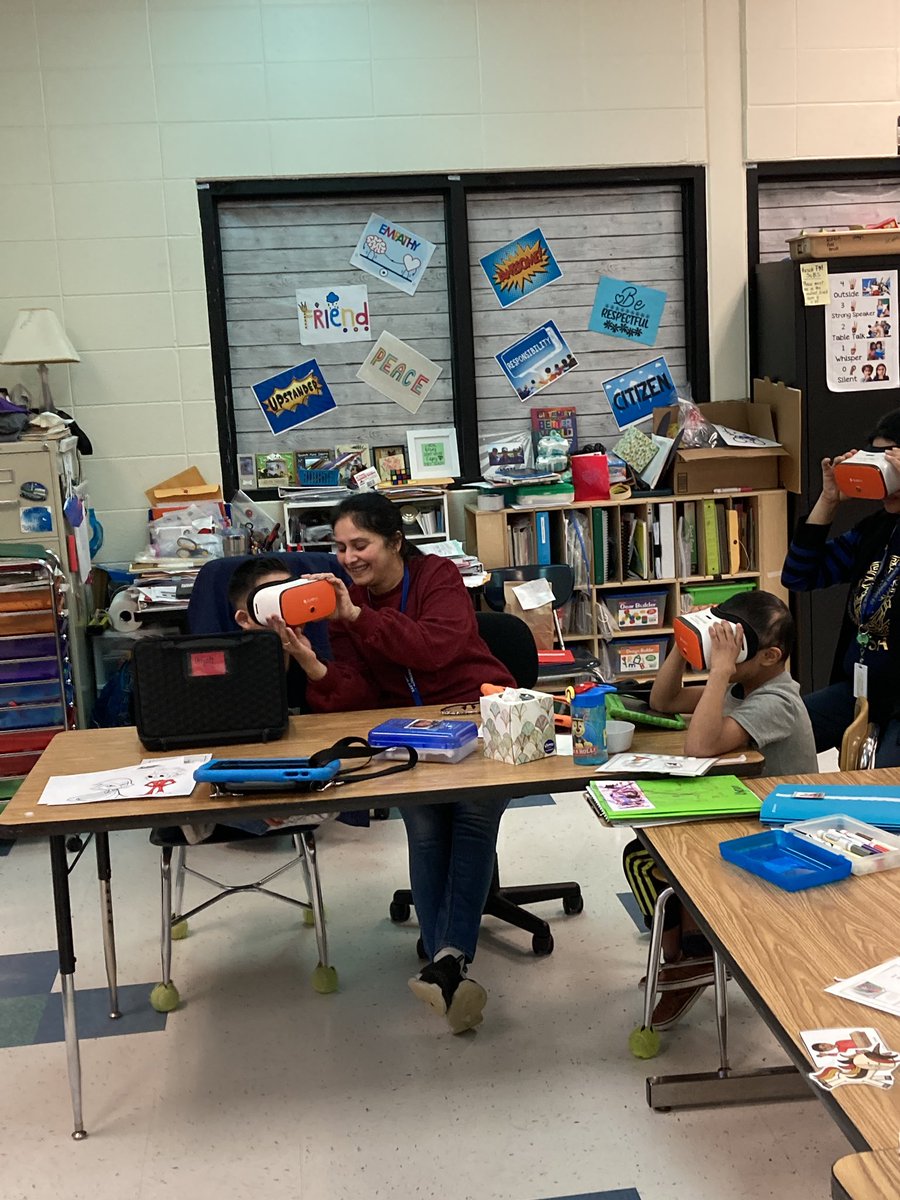 Christinia Hirsch tweet media