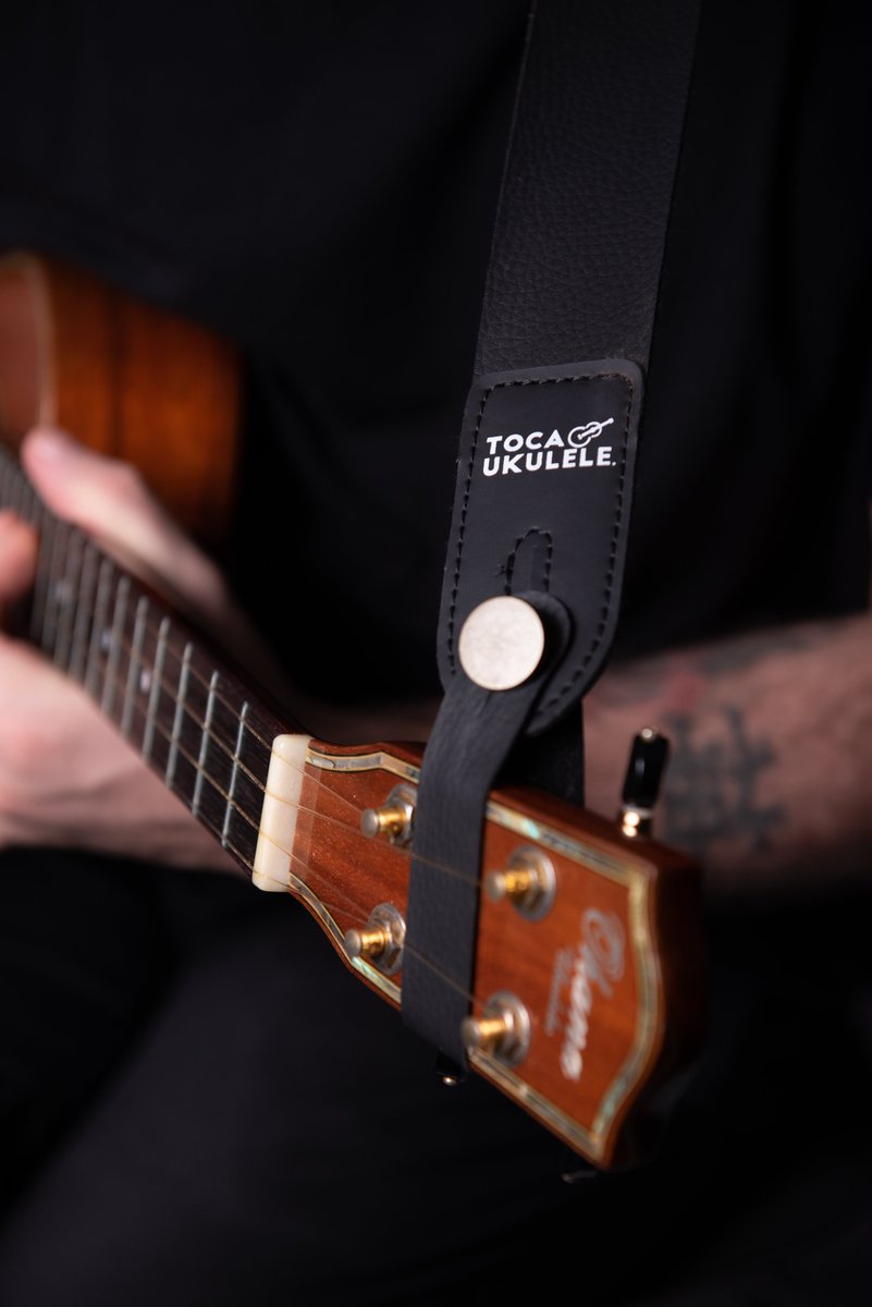 Qual é a primeira música que você toca toda vez que pega seu ukulele?