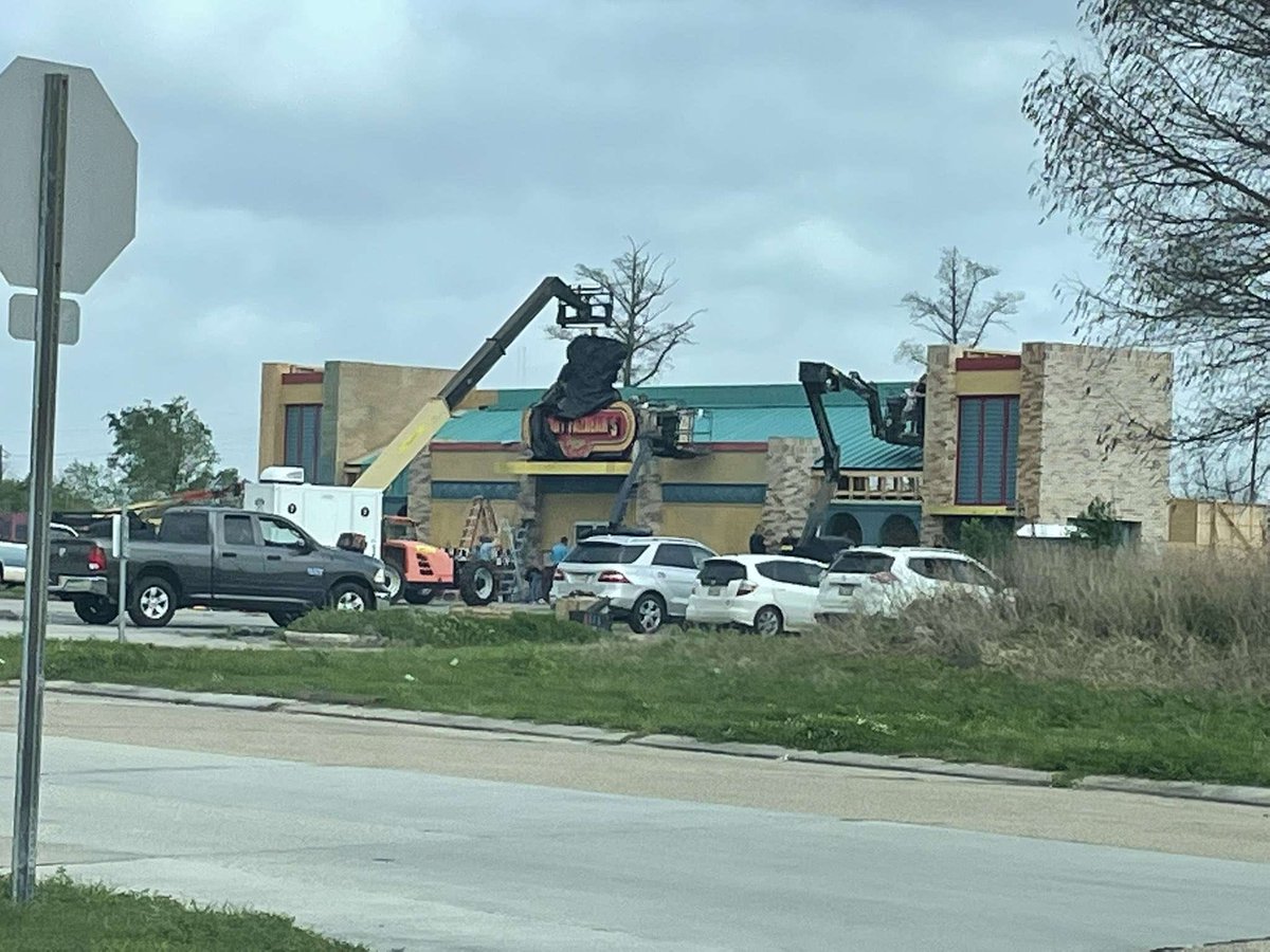 FNAFMovieUpdate's tweet photo. Freddy Fazbear’s Pizza Place
Behind-the-scenes/on set of FNAF Movie

#FNAF #FNAFMovie #FiveNightsatFreddys https://t.co/MKo85L6jZr