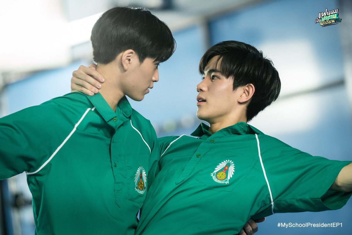 inchyx_'s tweet photo. ขอบคุณสำหรับช่วงเวลาดีๆ ช่วงเวลาที่เรามีกันและกันนะ อยากขอบคุณชาวนิยมศิลป์ทุกคนมากๆน้า เปิดเรียนเทอมหน้าไม่มีแก๊งนี้คงจะเหงาๆแล้วแหล่ะ ;-;

"จะเป็นภาพทรงจำ ที่ตัวฉันจะไม่เสียดายเลย"

ByeMySchoolPresident
#ปัจฉิมนิยมศิลป์ https://t.co/hjwb5kpRFv