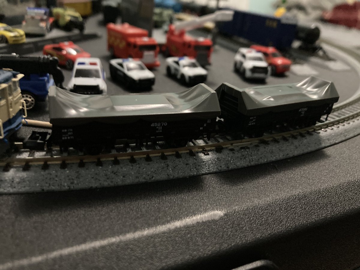 otakutransport's tweet photo. Got these earlier this week more JR related trains I got added to my small fleet of Japanese trains! #nscale #modeltrains #modelrailroad #KATO #japanese_train #japanrailways #modelrailway https://t.co/m5PS89BXr3