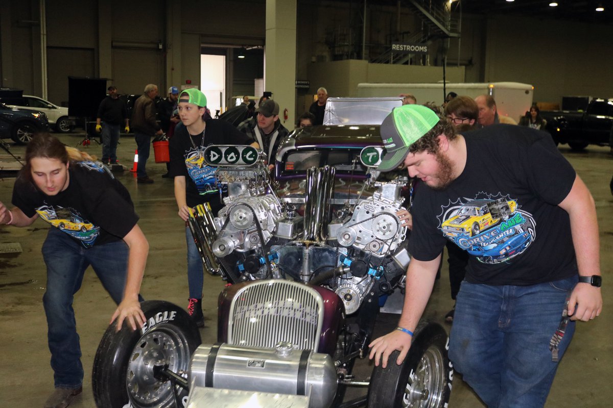 DRIVE One TechCenter tweet media