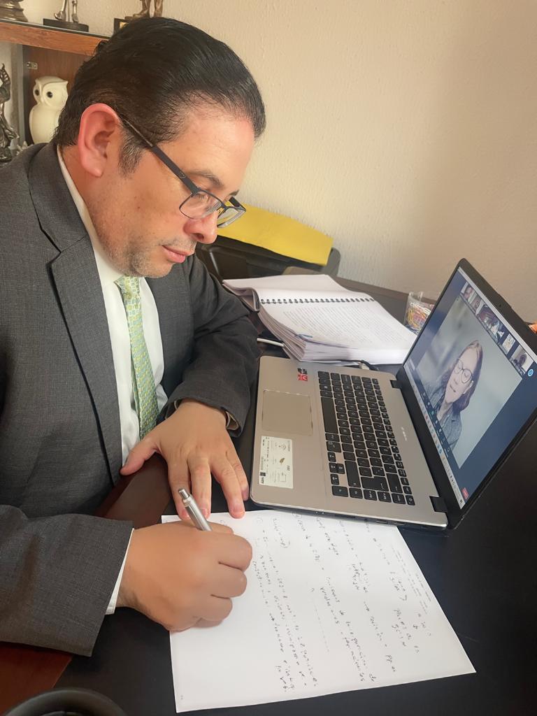 Armando Hernández tweet media