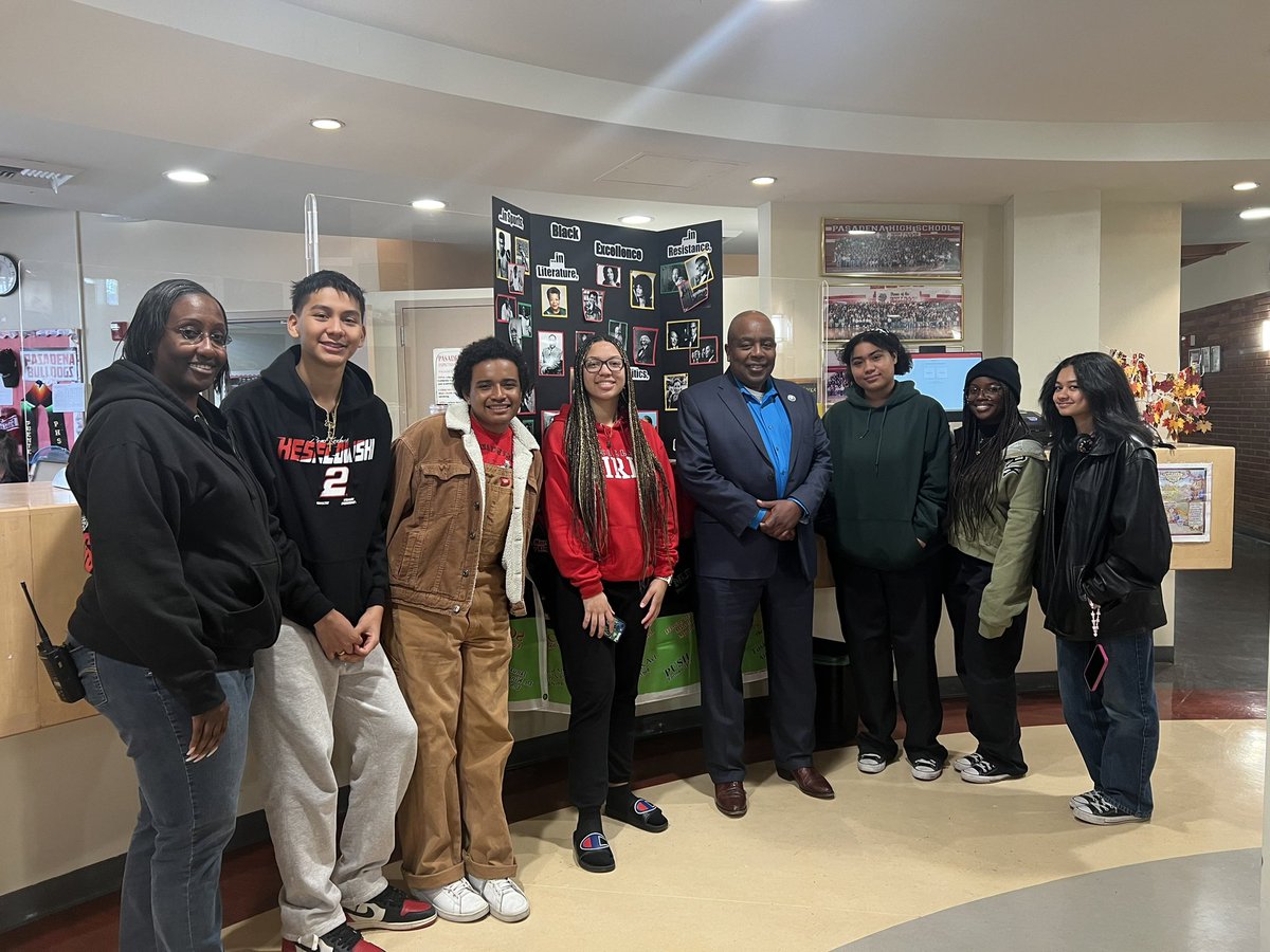 I certainly enjoyed spending some time with the members of the Black Student Union @PasHSBulldogs. What an impressive group! Please consider donating money or school supplies to assist them in their efforts to help other students in need.
