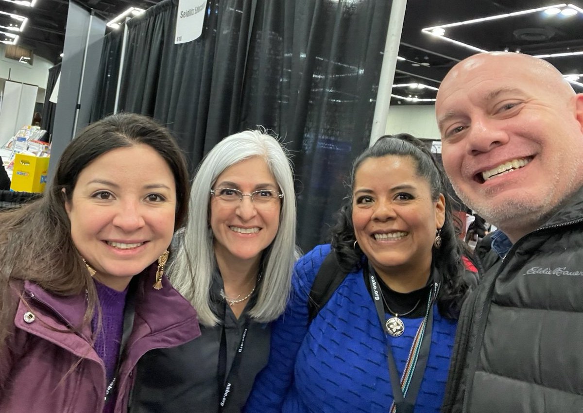¡Nos encantó saludar a la Dra. Mónica Lara <a href="/DRMLARA/">DRMLARA</a> en #NABE2023! 🎉♥️🙌 <a href="/NABEorg/">NABE- National Association for Bilingual Education</a> <a href="/Seidlitz_Ed/">Seidlitz Education</a> <a href="/NEISD/">North East ISD</a> <a href="/NEISD_Bilingual/">NEISD Bilingual/ESL</a>
