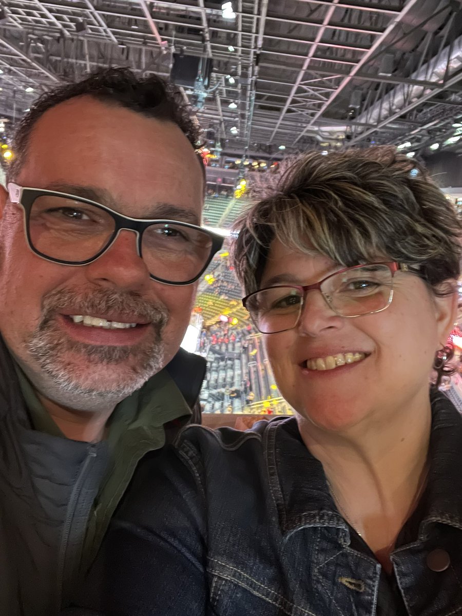 MarcilJanice's tweet photo. Spent 9 hours on a plane in a snow storm in Toronto, Ontario Canada to get to this game today. Go Knights Go!!! Hoping to see Mike Amadio shine! #theGoldenAge https://t.co/O8hPGXV5iQ