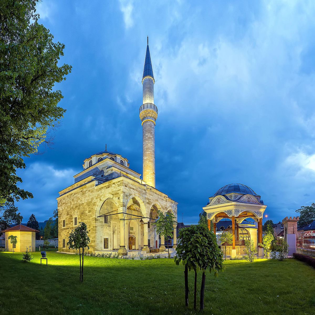 Allah’ım musibetin yaşandığı bu günlerde tüm insanlara şifa ve sabır ihsan eyle. Bizi kedere, üzüntüye sevk edecek ne kadar olumsuzluklar varsa bizden her daim uzak olsun.
Bizleri rahmetinden, bereketinden mahrum bırakma Allah’ım.
Evlad-ı Fatiha’ndan hayırlı cumalar. #ferhadiye