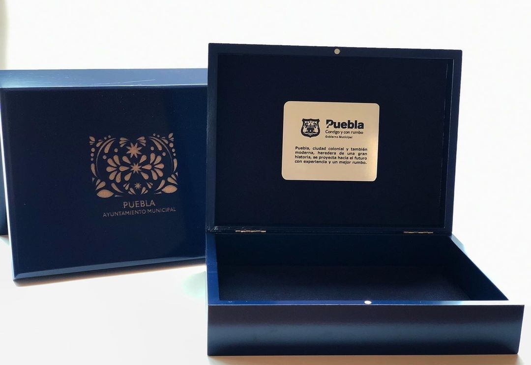 Somos expertos en desarrollar regalos corporativos de lujo, piezas únicas llenas de arte. Somos una empresa orgullosamente poblana.
mayeh-jewelry.com