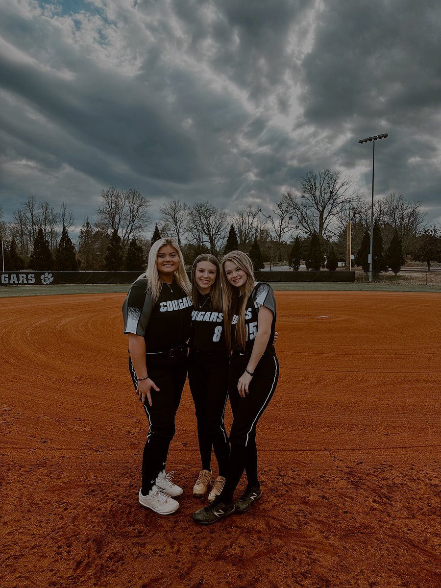 kierstnelson's tweet photo. junior season at the rock🫶🏼🫶🏼 https://t.co/ScGXP12v3L