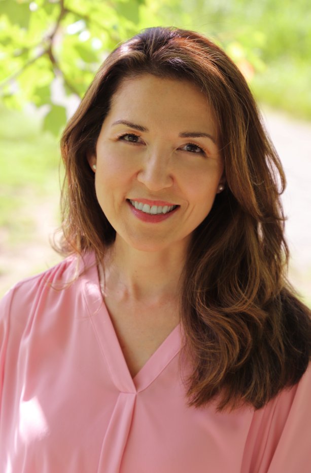 <a href="/RochesterKidLit/">RochesterKidLit</a> and <a href="/BuffaloKidLit/">BuffaloKidLit</a> members: Join us March 2 at 7pm. Award winning author @mo_yuksel will have Hacks, Tricks and Tips for Getting Unstuck in your Writing. See you next week!