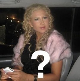 reginogggg's tweet photo. Martín Cárcamo: Gaviota de Plata para Christina Aguilera
Christina Aguilera: https://t.co/oAFP3wSBDW