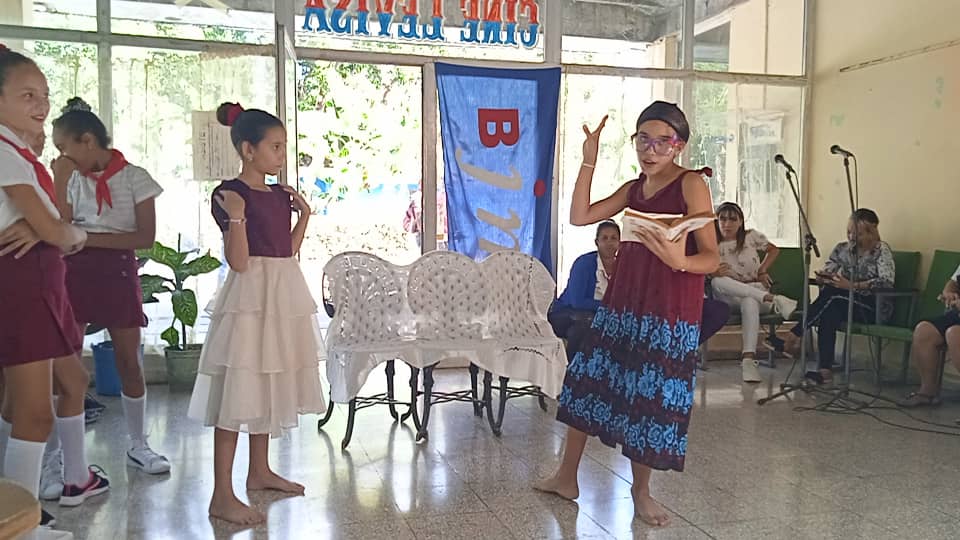 BrigadaArte's tweet photo. Continúan las presentaciones del talento artístico aficionado en el Concurso Escaramujo a nivel de base. Desde el municipio Mayarí https://t.co/SqOrJ1PA5b