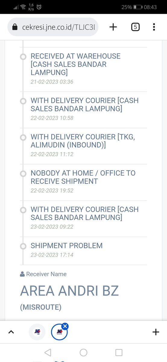 AtiansyaFebra's tweet photo. @JNECare tlg donk knp dgn pengiriman paket sy dgn resi TLJC3DUNC7RT6P3X, tgl 22 itu sy cek histoey nya bilang ga ada orang dirumah, 24jam selalu ada org dirumah, knp tdk menghubungi no HP yg tertera, skrg cek history nya bilang ada problem https://t.co/yvFdzUTITY