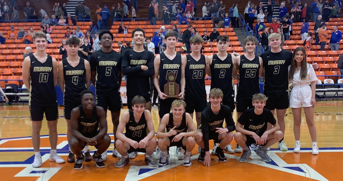 MurrayTigers's tweet photo. Your 2023 4th District Champions! @MurraySchools @AthleticsMMS @CoachCurtis5 @MurrayHSBBall https://t.co/OSZHKEBzWC