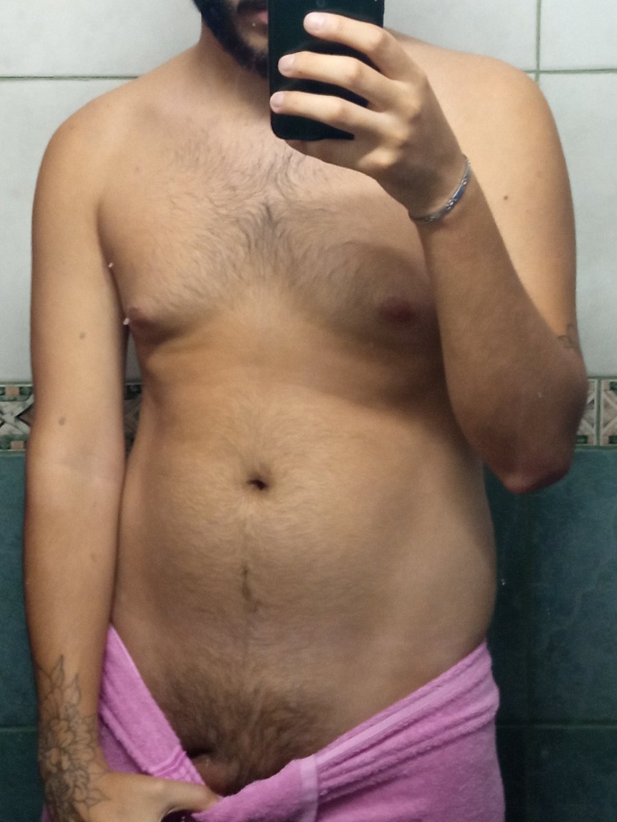 urvirtualbf_'s tweet photo. would you like to take a shower with me? 😼
#nsfwtw #nsfw #chubby #bear https://t.co/M1KROXHYdQ