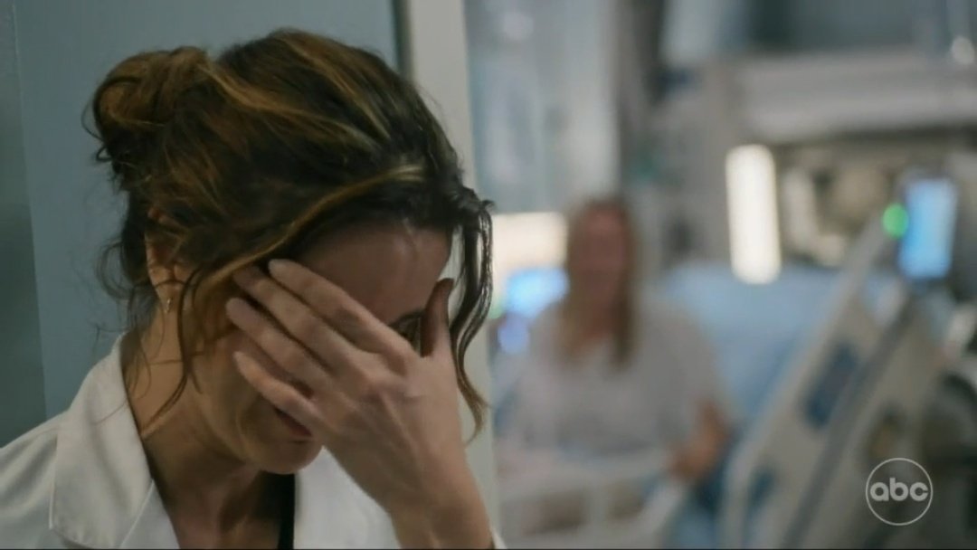 swiftlayz's tweet photo. MY HEART IS BROKEN 💔 #Station19 https://t.co/vbmSXHgwZe