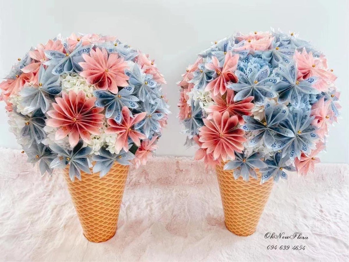 Vicky990820's tweet photo. Apo Happy Birthday 

Wishing you a birthday that’s just as wonderful as you are!
#NATTAWINDAY2023
@Nnattawin1 https://t.co/F7uFBoV85j