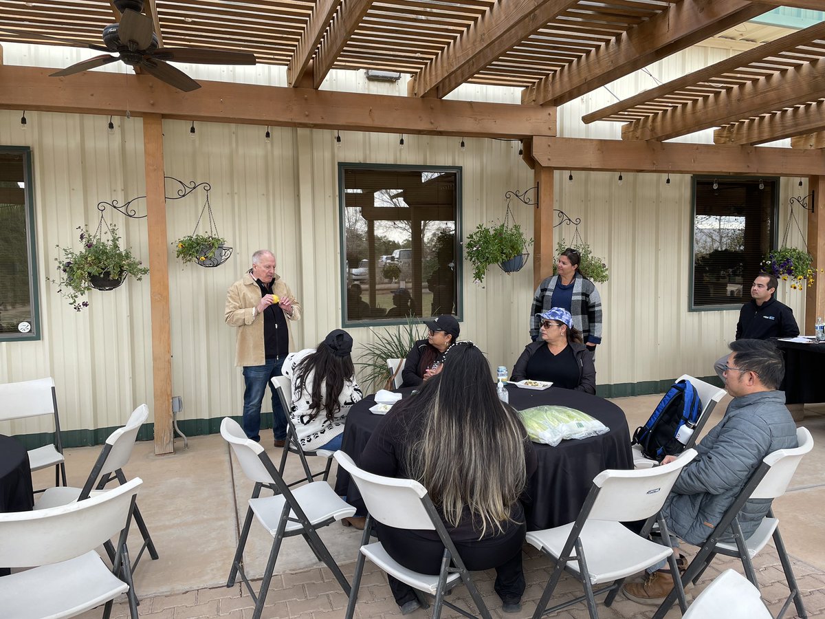 #teachers got a full day of #ag experiences including harvesting #cabbage, learning about #organic production, walking through cooling facilities, and listening about #olive, #citrus, #forage, #cattle operations in Imperial. <a href="/UCFarmSmart/">UC Farm Smart</a> <a href="/monica_meng/">MengYu</a> <a href="/UCCalFreshImpCo/">UC Calfresh Healthy Living</a> <a href="/USDA_NIFA/">NIFA</a>