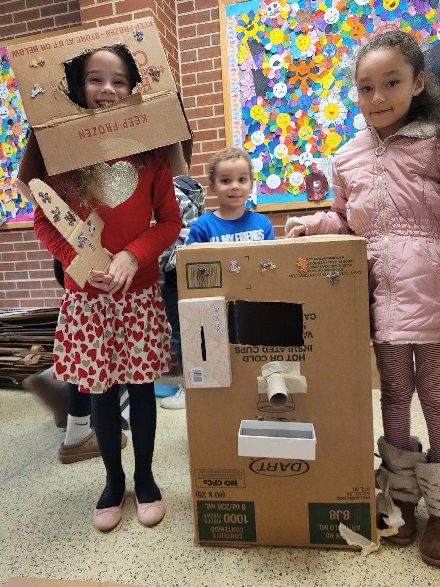 CEColeArt's tweet photo. Eningeering night highlights!  Trains, tanks, helmets, a tea party and even an ATM!! #cardboardchallenge #creativity @CoolColeMuhls https://t.co/jAzcfwwnDL