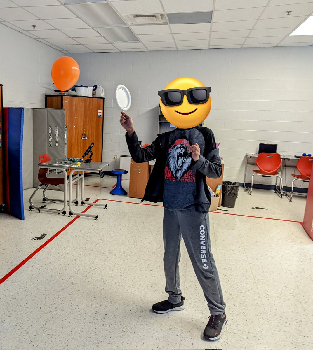 JLawSLP's tweet photo. Balloon tennis this week, working to keep the balloon UP and moving! Lots of fun for all!
@NHREC__CFA @NHREC_NA #corevocabulary https://t.co/hfiRtDLGoC