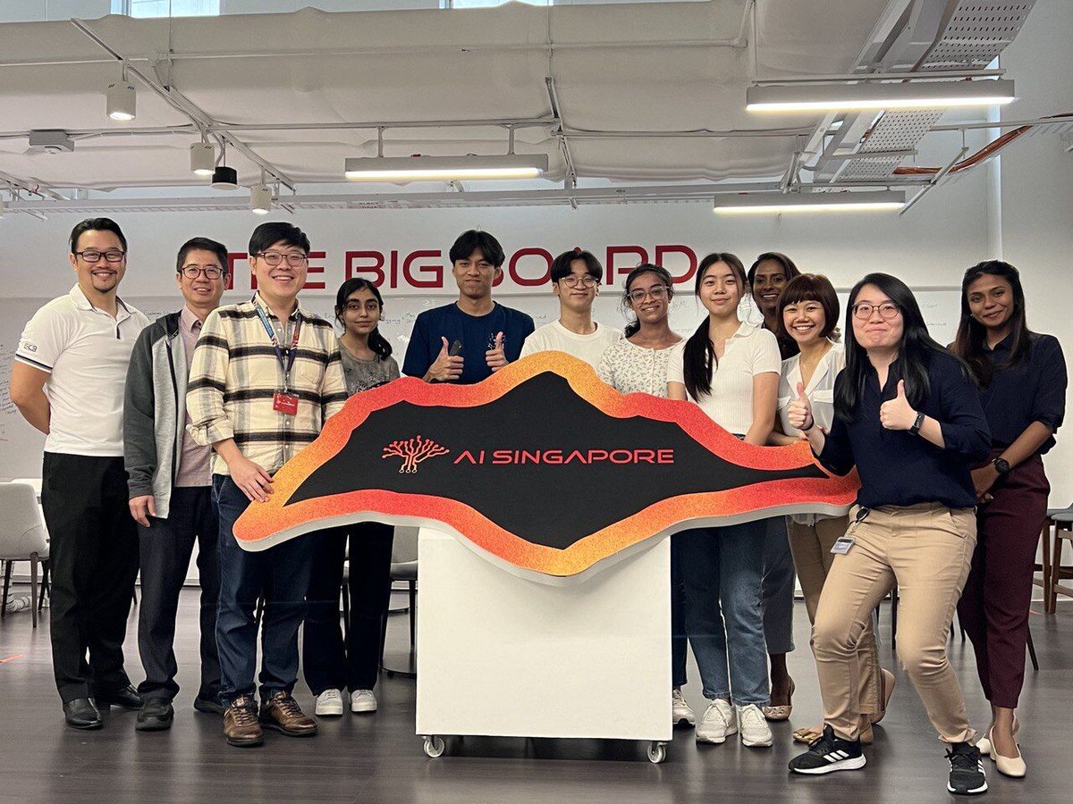 We had the privilege to have these Temasek JC students interning with us for the past 4-weeks! They brought fresh and fun(!) perspectives to how our #LearnAI team can promote AI literacy to our youths.

Check out some of their content on our social media channels 😄

#AISOP