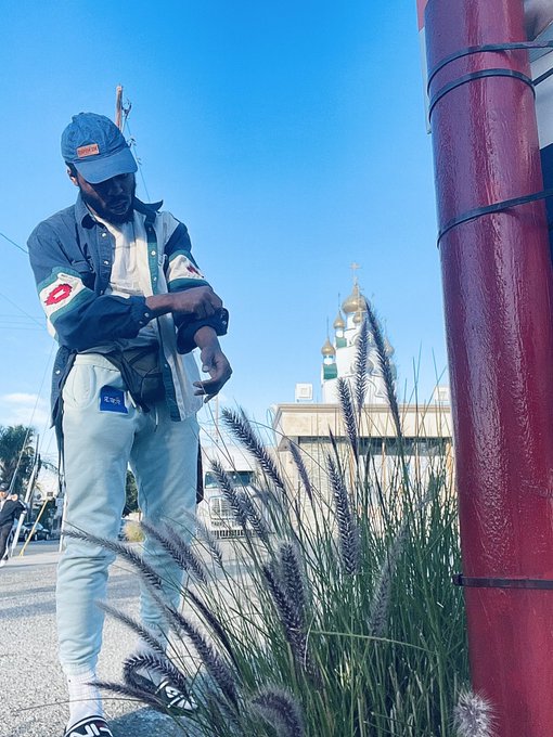 I&rsquo;m from Memphis, I love Blues 🅿️ https://t.co/h3RTlm1Mti