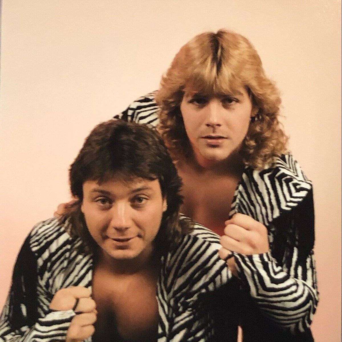 RasslinGrenade's tweet photo. The latest episode of the Grenade Episode #80 is up as we cover all the news from MAY 1987 in the WWF including WWF taking over Houston, Rick Rude &amp; Rockers headed in, Jake's injury, Lawler Sues WWF, Barry O's Car Accident, Barnett Suicide Attempt, more https://t.co/WhbZyaGi0B https://t.co/eI7R8oihYV