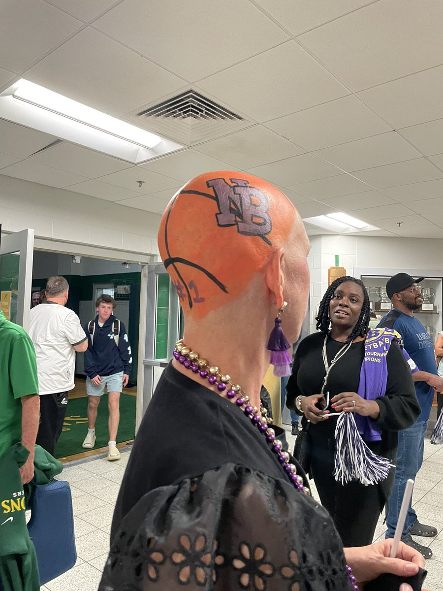BHSCaps's tweet photo. BHS CAPS True Love!! 💜💛 https://t.co/EEd8EE0Fq5
