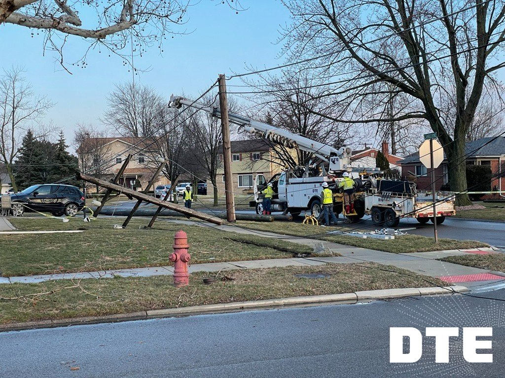DTE_Energy on Twitter: "Restoration Update: DTE crews are in the field