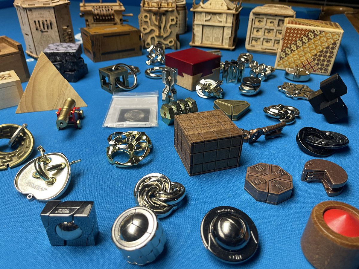 CoderMiddy's tweet image. For me, it is puzzles. From Hanayama 3D metal puzzles to escape room boxes to a jigsaw puzzle made from a silver half-dollar.
“I may be glad to see you, but that is a puzzle in my pocket.”