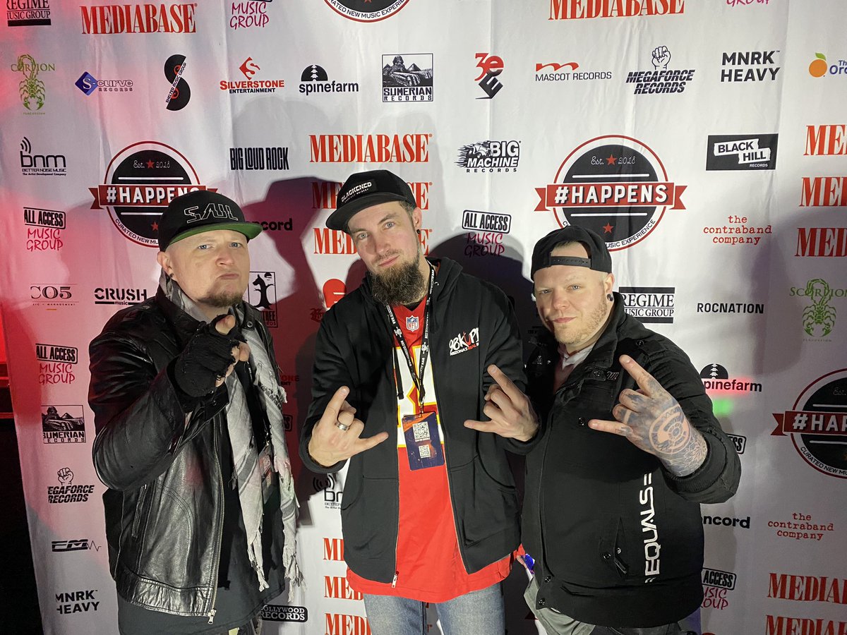 saulband's tweet photo. Bro down baby! @seanknightradio https://t.co/wUKrpOm1re
