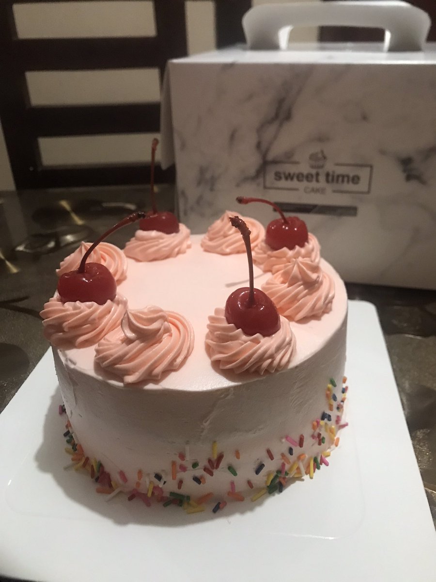 _sweetbakes's tweet photo. 🍒💖🧡 https://t.co/pCZEfWfV9R