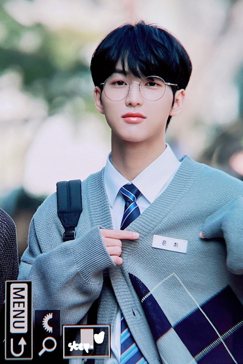 step11eunhwi's tweet photo. 230224 뮤뱅출근

#TNX #티엔엑스 #Hwi #은휘 https://t.co/s9EVjB1Nxf