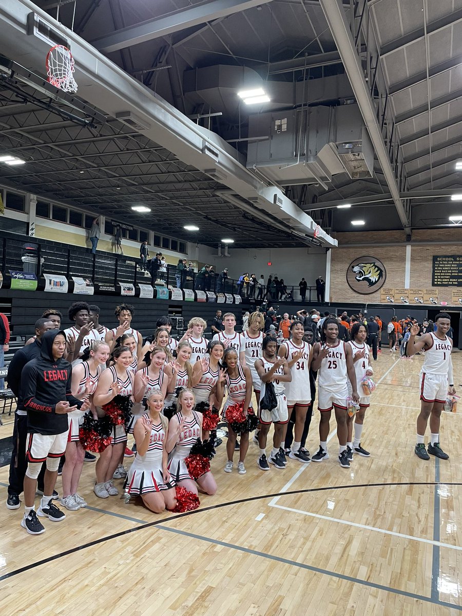Area Champs ✅ 

GREAT win for your Broncos as they defeat a tough Naaman Forest 74-58 to advance the Regional Quarterfinals to play the winner of Wylie and Cedar Hill.  

<a href="/amirmcmillian4/">Amir McMillian</a> led the way with 23 points.

<a href="/MISDathletics/">MISD Athletics Dept.</a> <a href="/hoopinsider/">Hoopinsider</a> <a href="/ihss_dfw/">DFW Inside High School Sports</a> <a href="/Tabchoops/">𝙏𝘼𝘽𝘾🏀📋</a> <a href="/DFWBballgames/">DFW Game Finder</a>