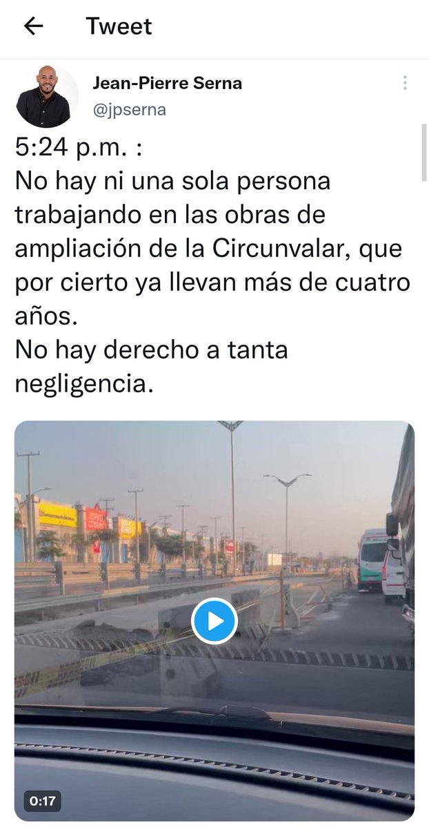 PrsperoCarbone1's tweet photo. Entre este rosario de obras paralizadas y el «Carrusel de la Contratación» de Samuel Moreno, las únicas diferencias son: a. Un Concejo domesticado, b. Una prensa alquilada y c. Unos organismos de control cooptados.
Por menos se han caído alcaldes, pero aquí el silencio está pago. https://t.co/YeibfkzIxk