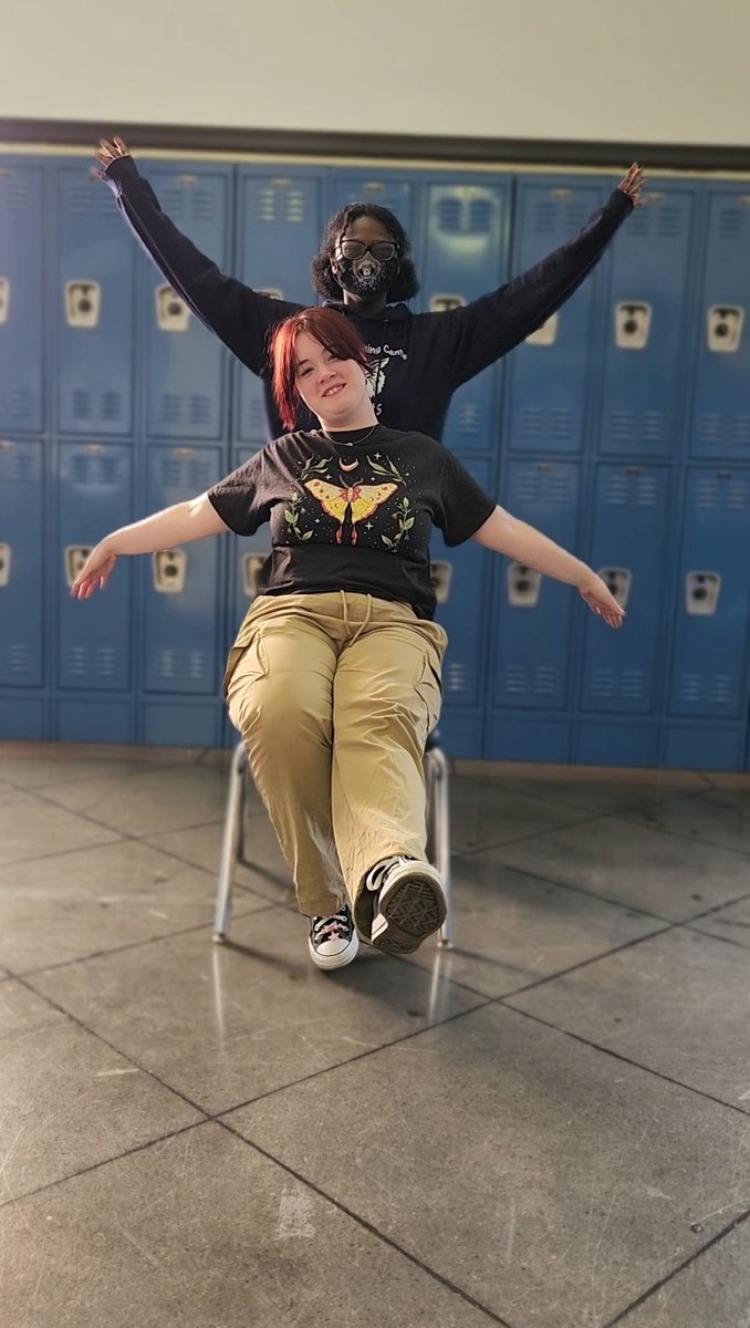 The Flash tweet media