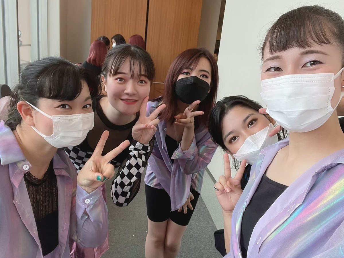 f_dance's tweet photo. FANTASY八王子店♡
とくに初めての人が多いこのスクールには
・ダンスをやってみたい
・汗をかいてしっかり運動したい
・空いた時間に気軽に身体を動かしたい
そんな方々にも受けやすいスクールです✨
#八王子ダンス #八王子ダンス教室
#初めてのダンススクール #ダンス楽しい #ダンス好き https://t.co/SZqGsQyFzR