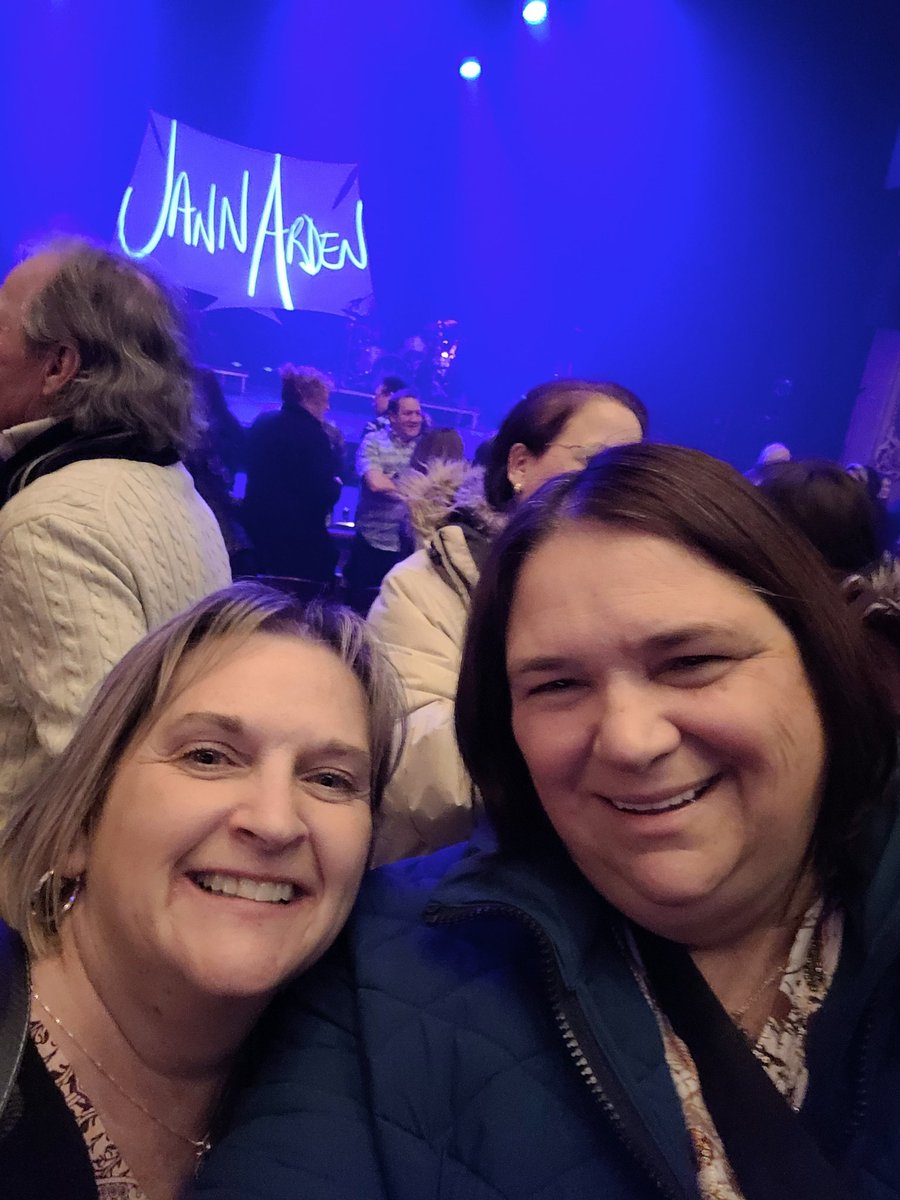 PatRadcliffe2's tweet photo. @jannarden amazing show tonight at @ImperialTheatre. Third time seeing you. Ps... did you find your lost item? Lol. Love your humor! https://t.co/5Q2cQbpNSP
