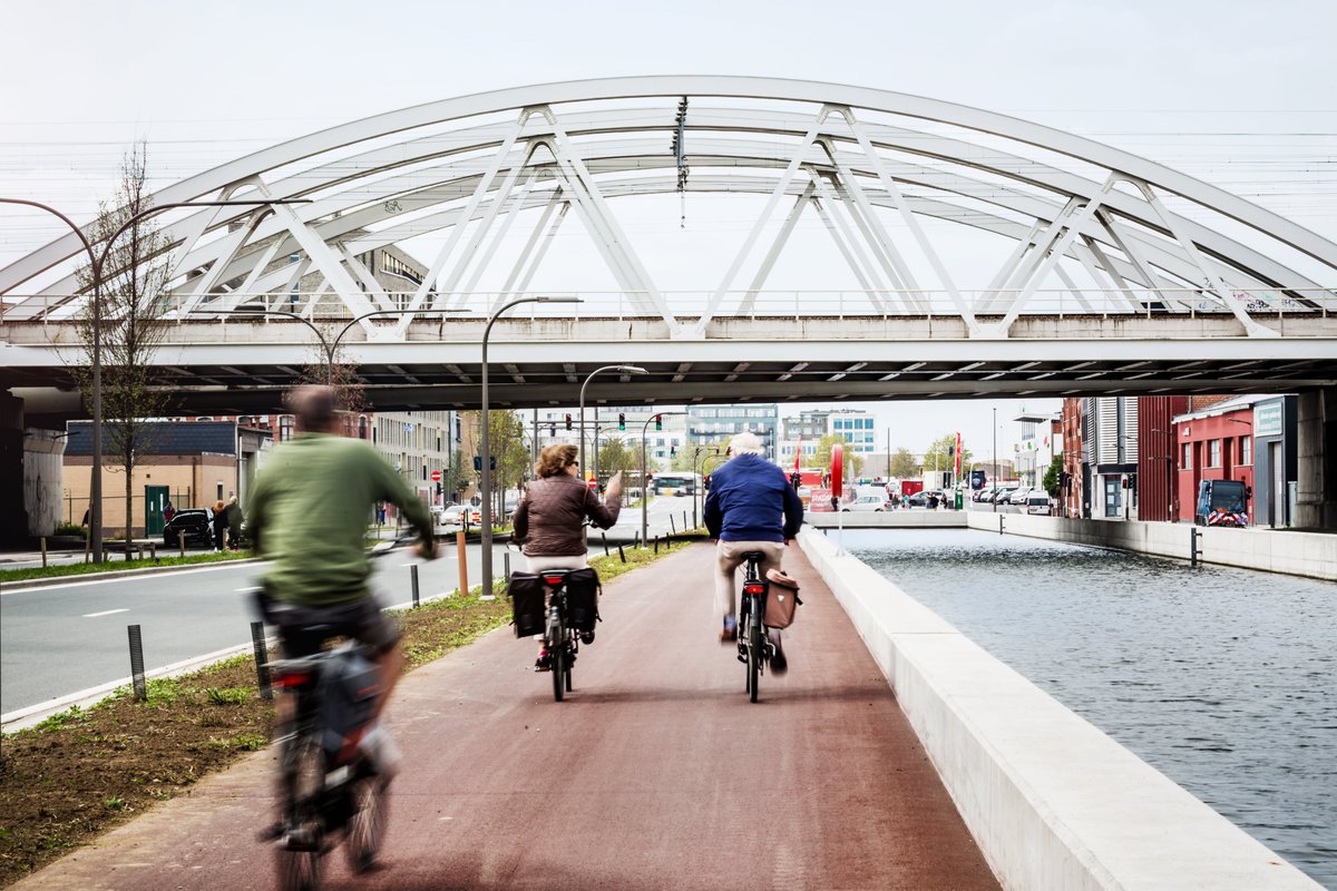 ICLEI Europe (@iclei_europe) on Twitter photo 🔥Hot off the presses!📰
New policy briefs from <a href="/SUMP_PLUS_EU/">CIVITAS SUMP-PLUS</a> emphasise the need for long-term 0⃣-carbon transition pathways in transport sectors in order to meet #climate targets
Learn more and read the briefs here 👉iclei-europe.org/news/?c=search… 🔥Hot off the presses!📰
New policy briefs from <a href="/SUMP_PLUS_EU/">CIVITAS SUMP-PLUS</a> emphasise the need for long-term 0⃣-carbon transition pathways in transport sectors in order to meet #climate targets
Learn more and read the briefs here 👉iclei-europe.org/news/?c=search…