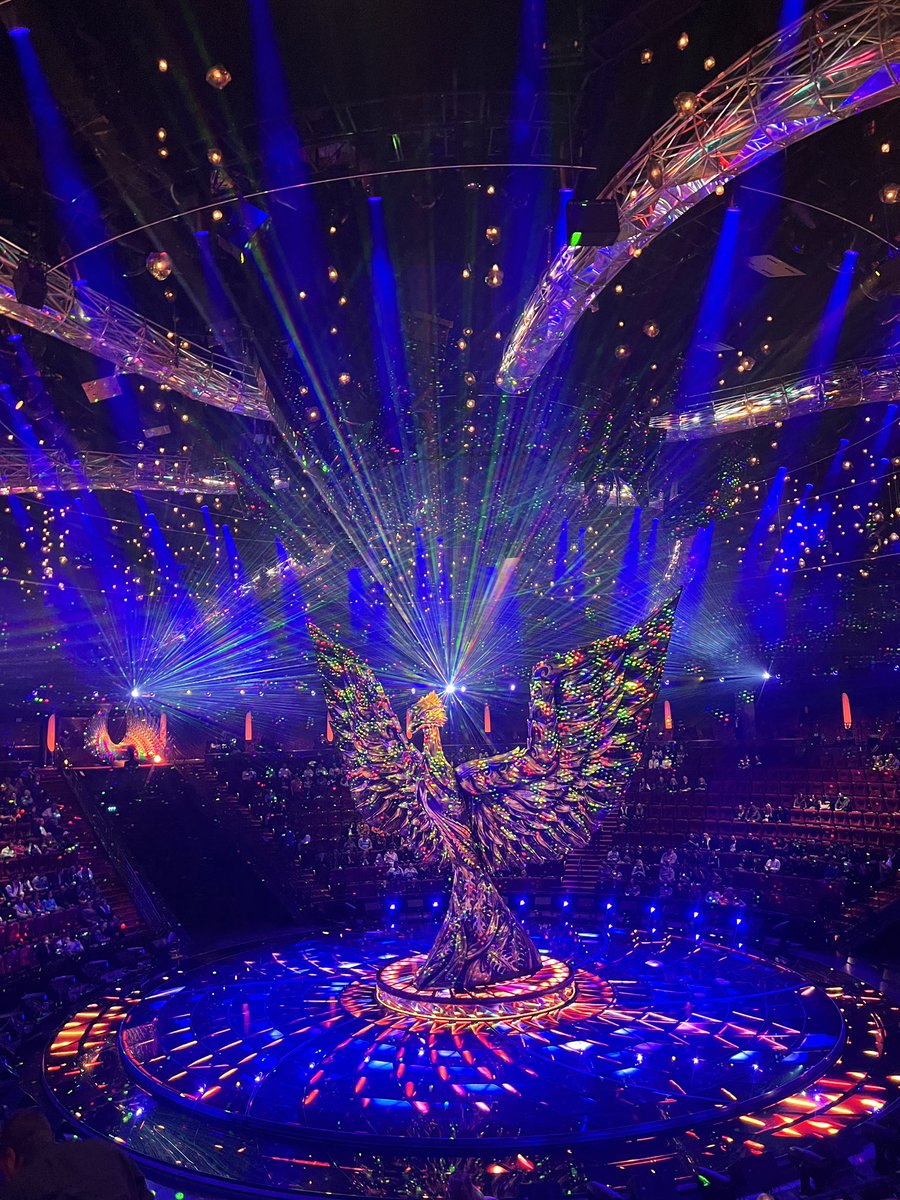 KATY PERRY tweet media