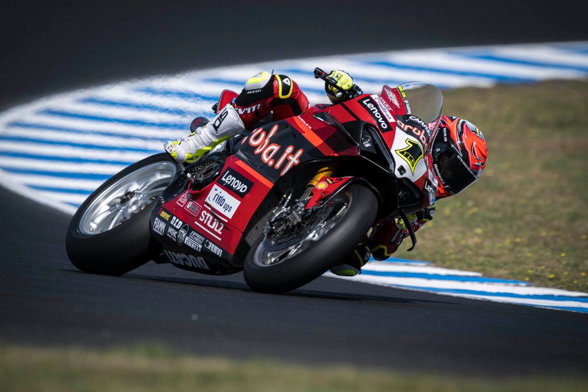 19Bautista's tweet photo. First day of school!👏🏼❤️ having fun riding &amp; working with my team💪🏼
Primer dia de cole!👏🏼❤️ divirtiendome pilotando y trabajando con mi equipo💪🏼
#AB19 #TheDefense #keepworking #AUSWorldSBK #focus #performance https://t.co/LJEVsmF117