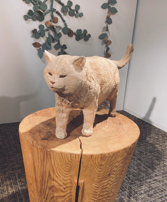 はしもとみおさんの作品展に行ってきました。彫刻たちから体温や匂いまで感じられるような気がして、優しい気持ちになりました。 