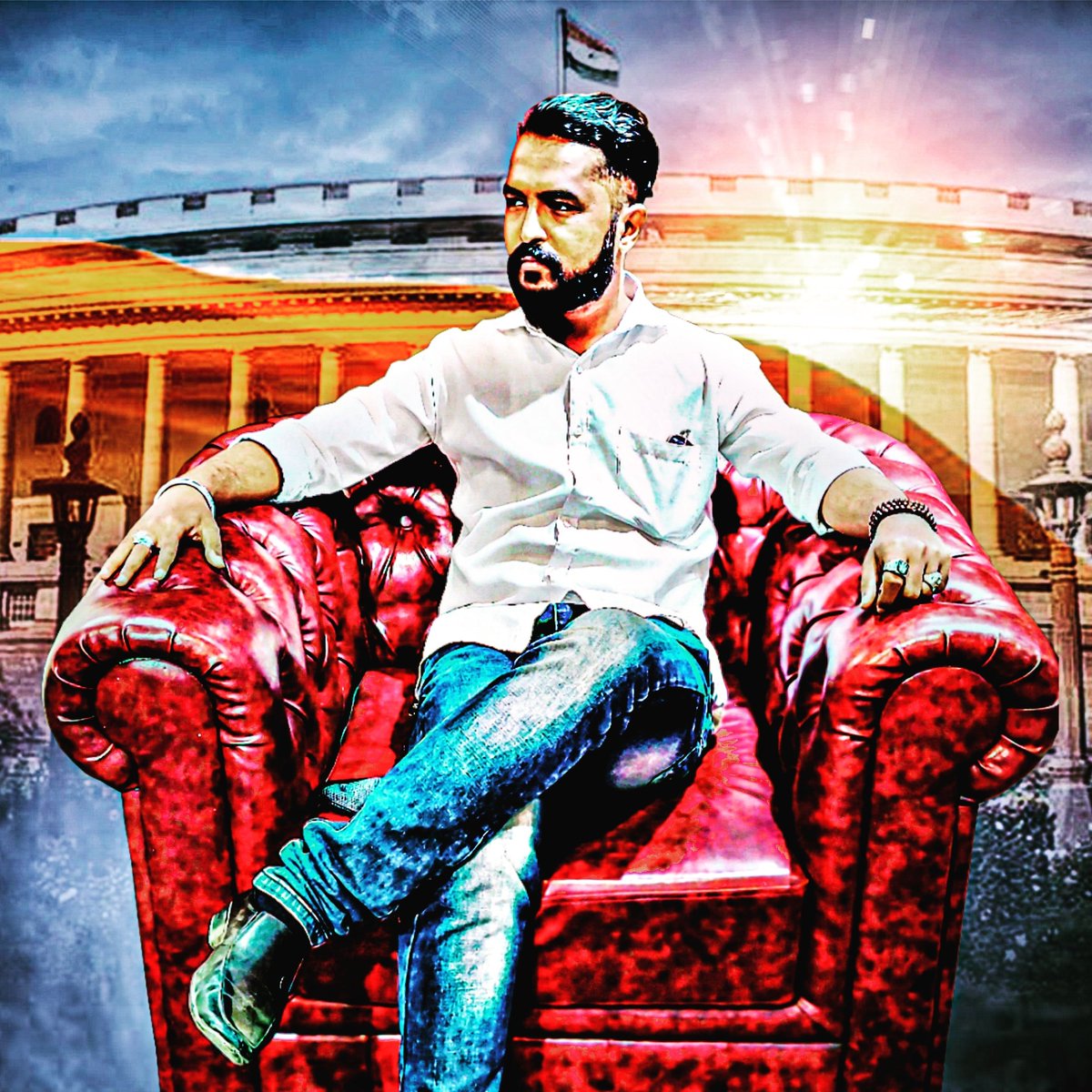 iAmSadaphule's tweet photo. #NewProfilePic https://t.co/RX07DeP6Uu