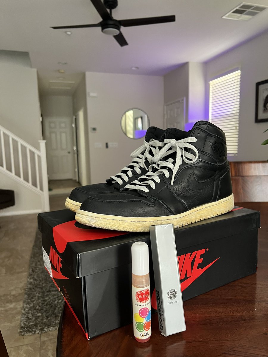 BryanGlenn's tweet photo. Did some custom neo vintage on a few pairs https://t.co/S8xMY3PXU6
