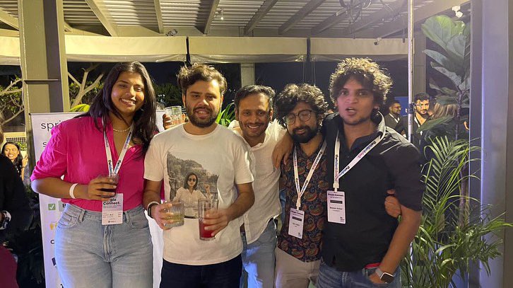 malikgarv's tweet photo. The event was so engaging that i almost forgot to eat or drink. Meeting @AashishPunjabi1 and @mister_whistler after a really long time. Also representing slice gang. Kudos to @thetalentdeck team! https://t.co/KeCQJwMDXD