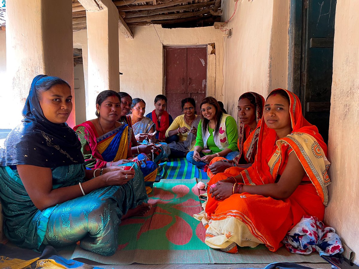 projectbatauli's tweet photo. Saheli (Women self help group) of PB are learning to knit woolen socks and ear warmers from @shradhashrivastava .  
We are in the look out for wool for practice kindly sponcer generously. Thank you!
#projectbatauli #batauli #shg #pb #chhattisgarh #skilltraining #surguja https://t.co/IpnN1z19vD