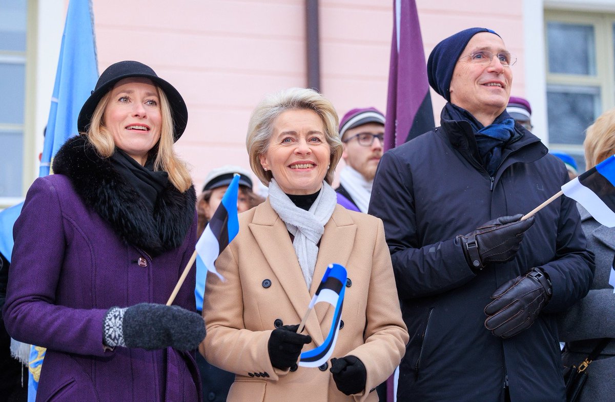 kajakallas's tweet photo. Thank you @jensstoltenberg and @vonderleyen for joining our independence day celebrations. Glad to be with friends today.

Your presence embodies our motto: #Estonia will never be alone again.

We’re team #NATO, we’re team #EU – together we secure freedom and security in Europe. https://t.co/tS8KAJp9iA