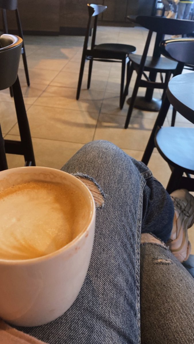 143 options interviews completed (and not finished yet!)

A wee stop off at Starbucks before my course today ☕️ 

#HappyFriday