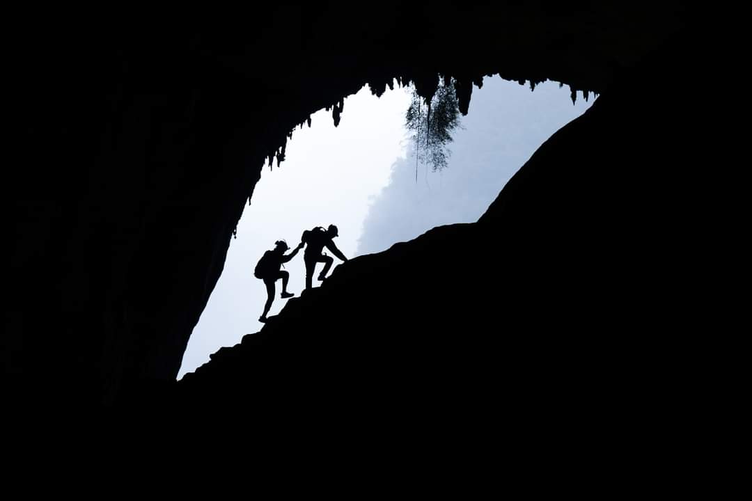 nguyen_p_quemai's tweet photo. Sơn Đoòng Caves, Việt Nam, a must-visit site. (I already described some of its beauty in in my novel, The Mountains Sing)😊

Photos by Trần Tuấn Việt. 
#amazingVietnam https://t.co/wMy6HhQNOJ