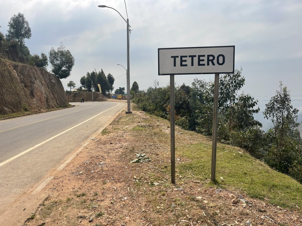 Nkurangalphonse's tweet photo. Top of the famous #TETERO Mountain. Today’s battle field. Good luck to the fittest & strongest climbers.
#TdRwanda23
#TdRwanda2023 https://t.co/X8JGvjduSc